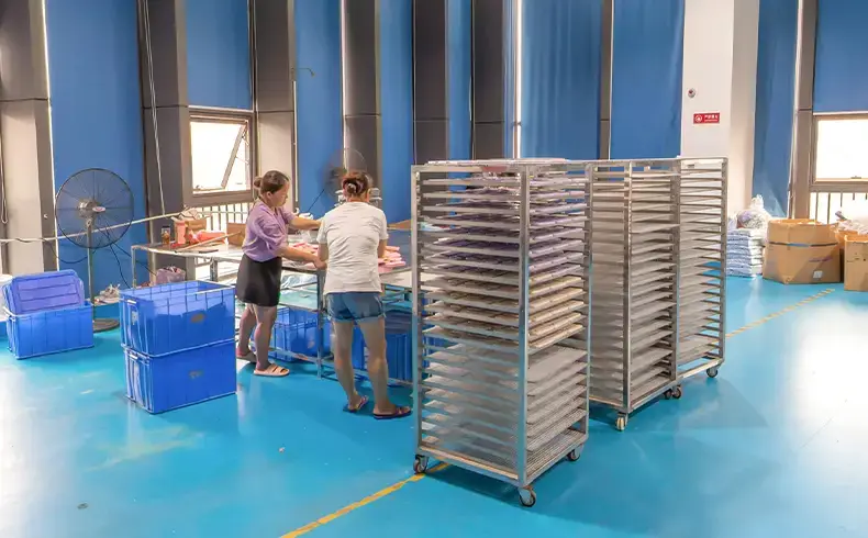 Looking for a reliable mobile phone case distributor? Joyporodo has you covered.
