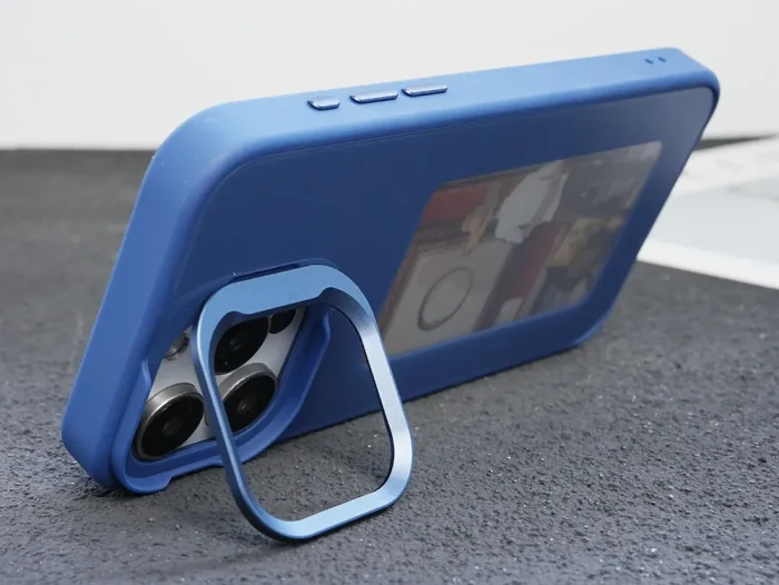 E-ink Projection for iPhone