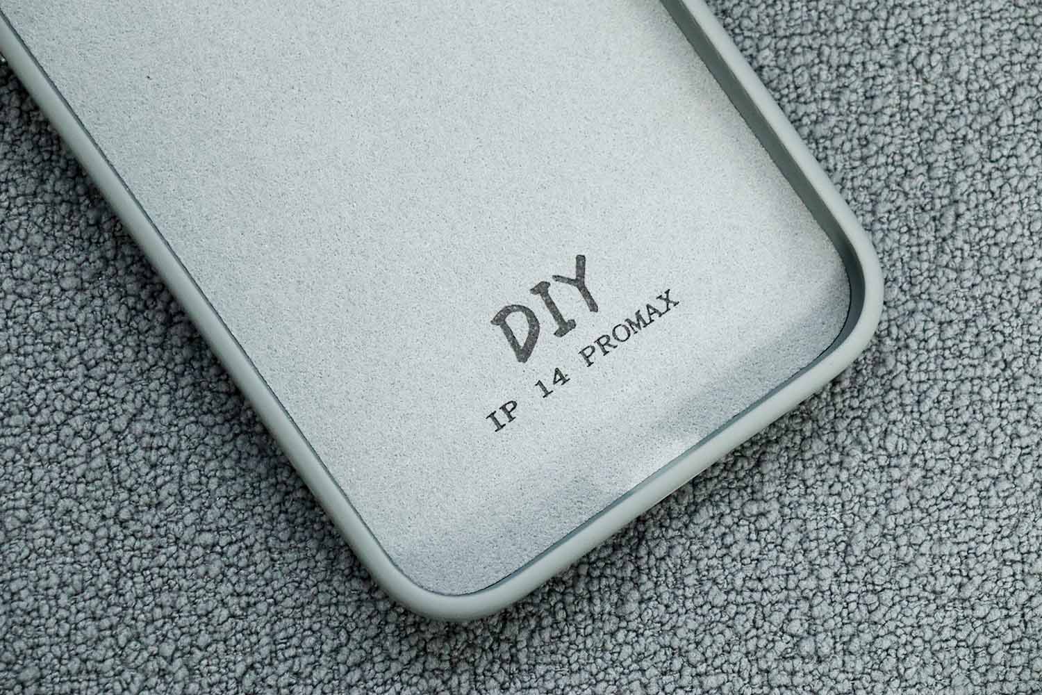 Smart NFC phone case’s microfiber lining