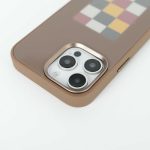 Showcased the metal lens frame of the E ink NFC phone case